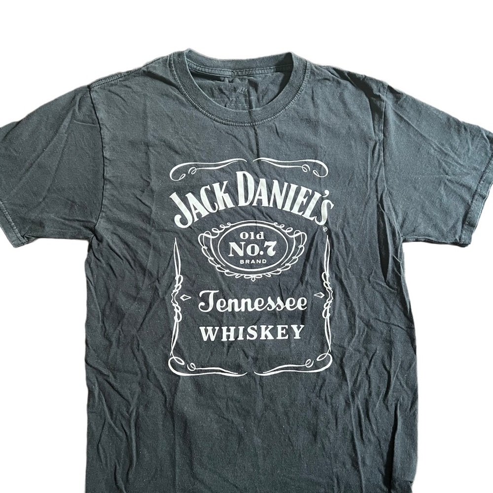 JACK DANIEL’S BLACK LOGO SHORT SLEEVE TSHIRT SIZE SMALL